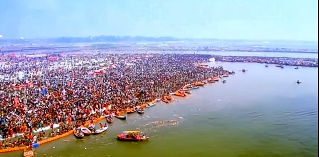 crowd in mahakumbh 2025